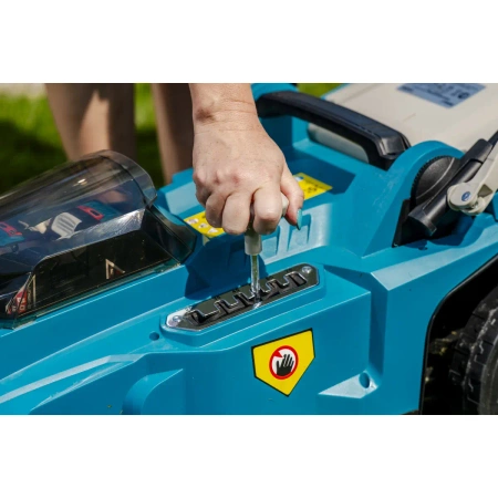 Cordless bruchless lawn mower 2x18V DEDRA SAS+ALL DED7199