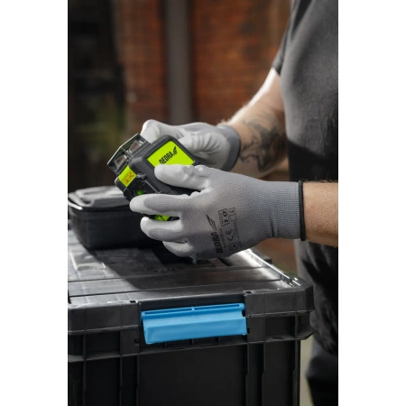 Protective gloves PU coated