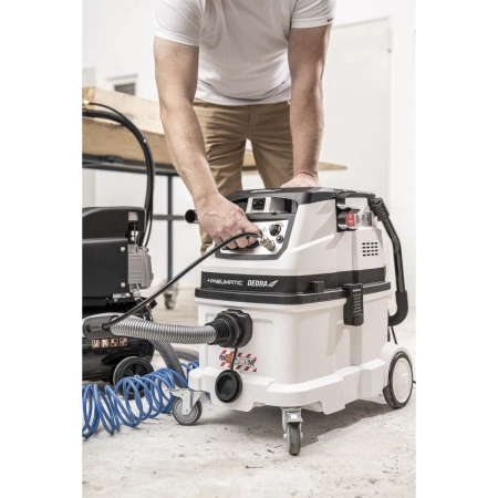 Aspirator de construcții cu funcție de curățare automată a filtrului și posibilitatea de a conecta un compresor și dispozitive pneumatice, filtru de clasă M, DEDRA DED6609P