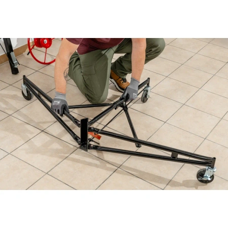 Dizalica za G/K i OSB ploče 140-325 cm DEDRA N1105, visina podizanja 140-325 cm, nosivost 68 kg