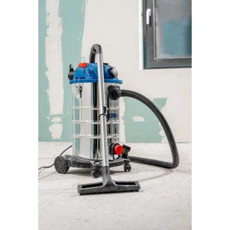 Vacuum cleaner with a mechanical shaker for dry/wet cleaning DEDRA DED6615, 1600W, 30 l container, metal telescopic tube