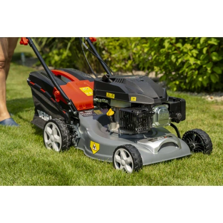 Benzininis žoliapjovė su pavara, galia 2,7 kW, 139 cm³, pjovimo plotis 43 cm, GARDEN DEDRA DED8720-43C
