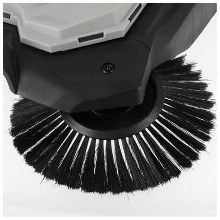 DEDRA DED8802 Manual Sweeper with 3 Brushes, 650 mm Cleaning Width, 18 l Container