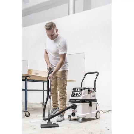 Aspirator de construcții cu funcție de curățare automată a filtrului și posibilitatea de a conecta un compresor și dispozitive pneumatice, filtru de clasă M, DEDRA DED6609P