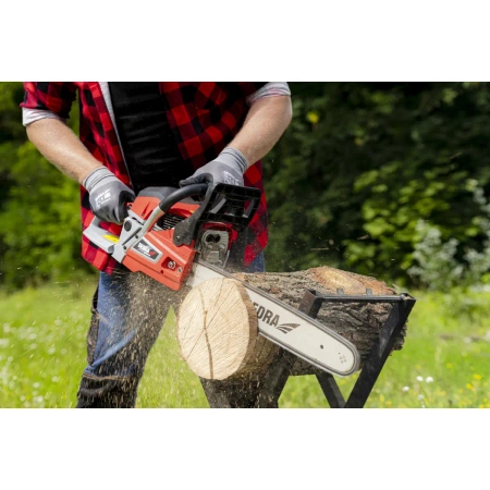 Bencinska verižna žaga 2,4kW 58 cm³, DEDRA DED8718, vodilo 18" 45cm