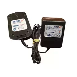 12 V atsuktuvo DED7841 įkroviklis