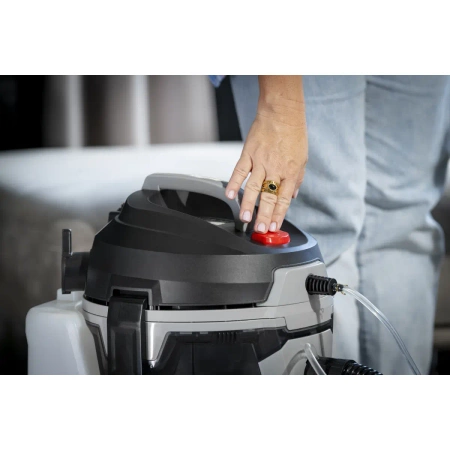 2-in-1 washing vacuum cleaner, wet and dry operation DEDRA DED6608, power 1400 W