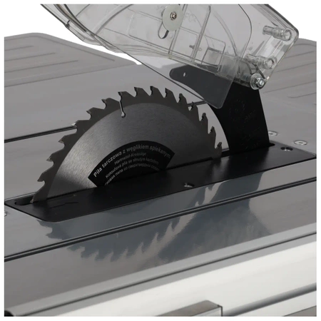 Fierastrău circular cu masă 2000W