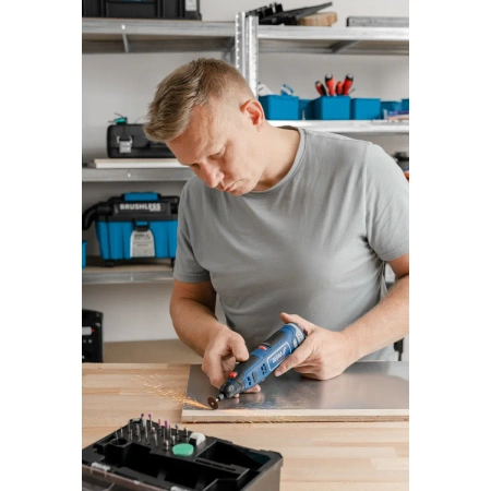 Elektritööriistade komplekt DEDRA MAUS DED7310T10: akuga mini lihvija DED7340Z1 + 47 tarvikut, 32 Nm, 2 Ah aku DED7320, USB-C laadimiskaabel DED7300 Węgierski