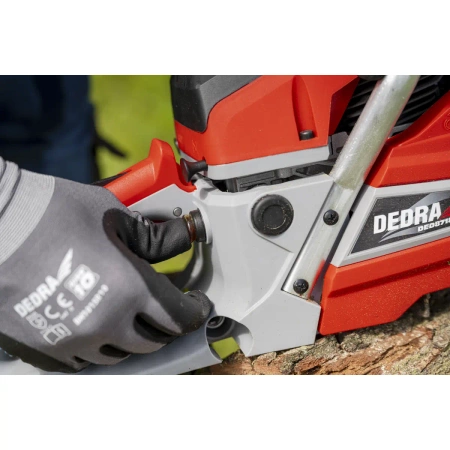 Бензинова ланцюгова пила 2,4kW 58 cm³, DEDRA DED8718, напрямна 18" 45cm